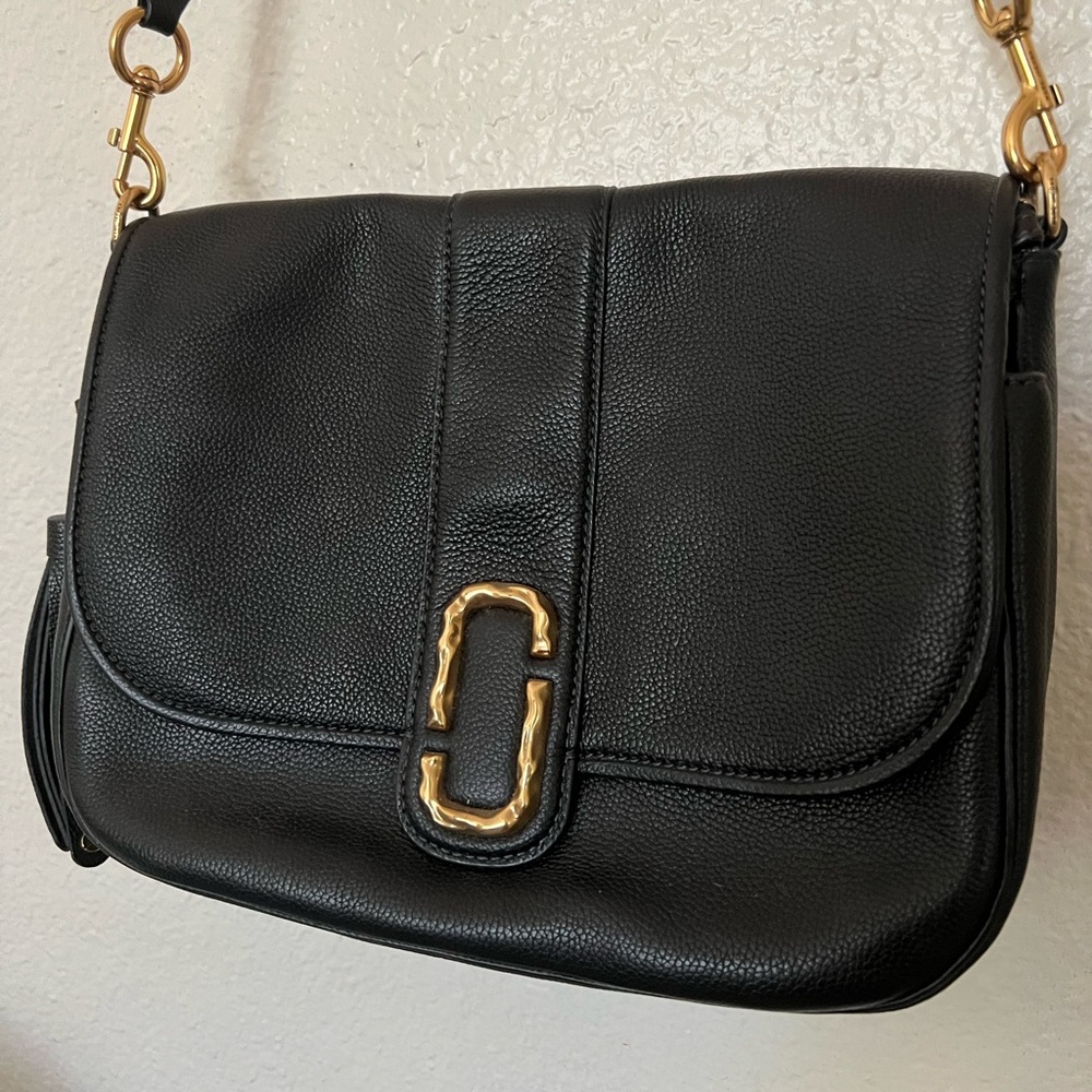 MARC JACOBS INTERLOCK COURIER LEATHER MESSENGER BAG